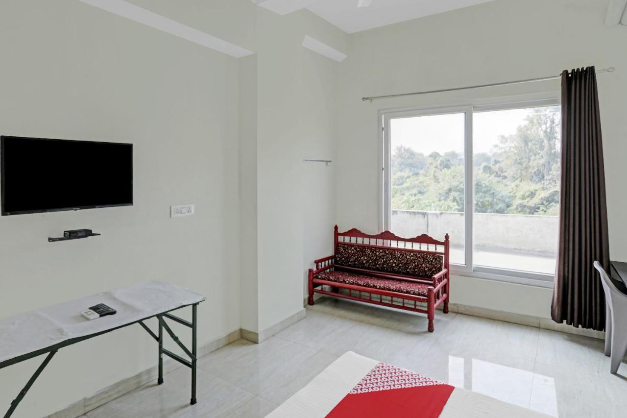Oyo Flagship 80971 The Lime Tree Bareilly Eksteriør billede
