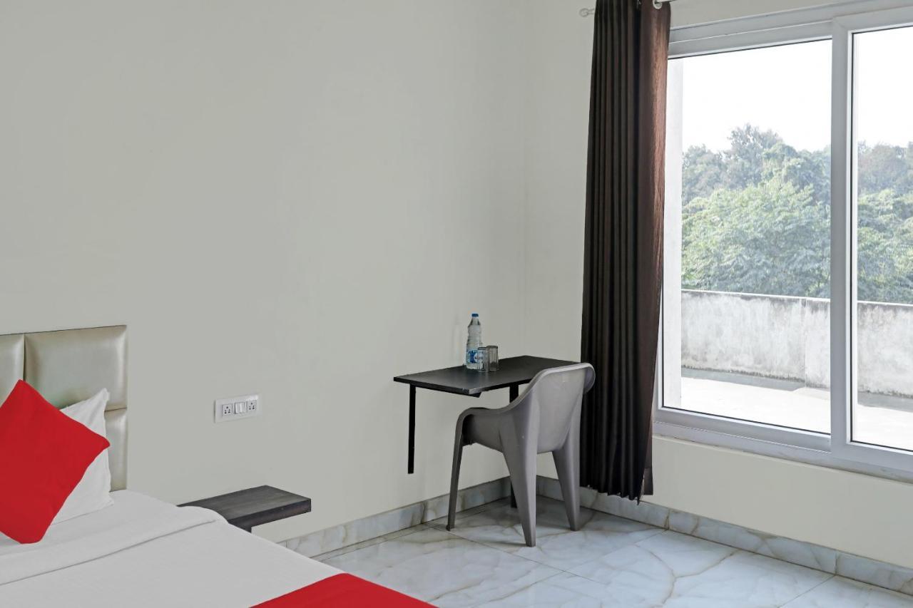 Oyo Flagship 80971 The Lime Tree Bareilly Eksteriør billede