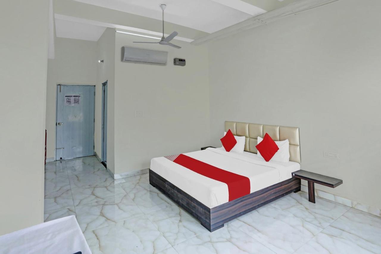 Oyo Flagship 80971 The Lime Tree Bareilly Eksteriør billede